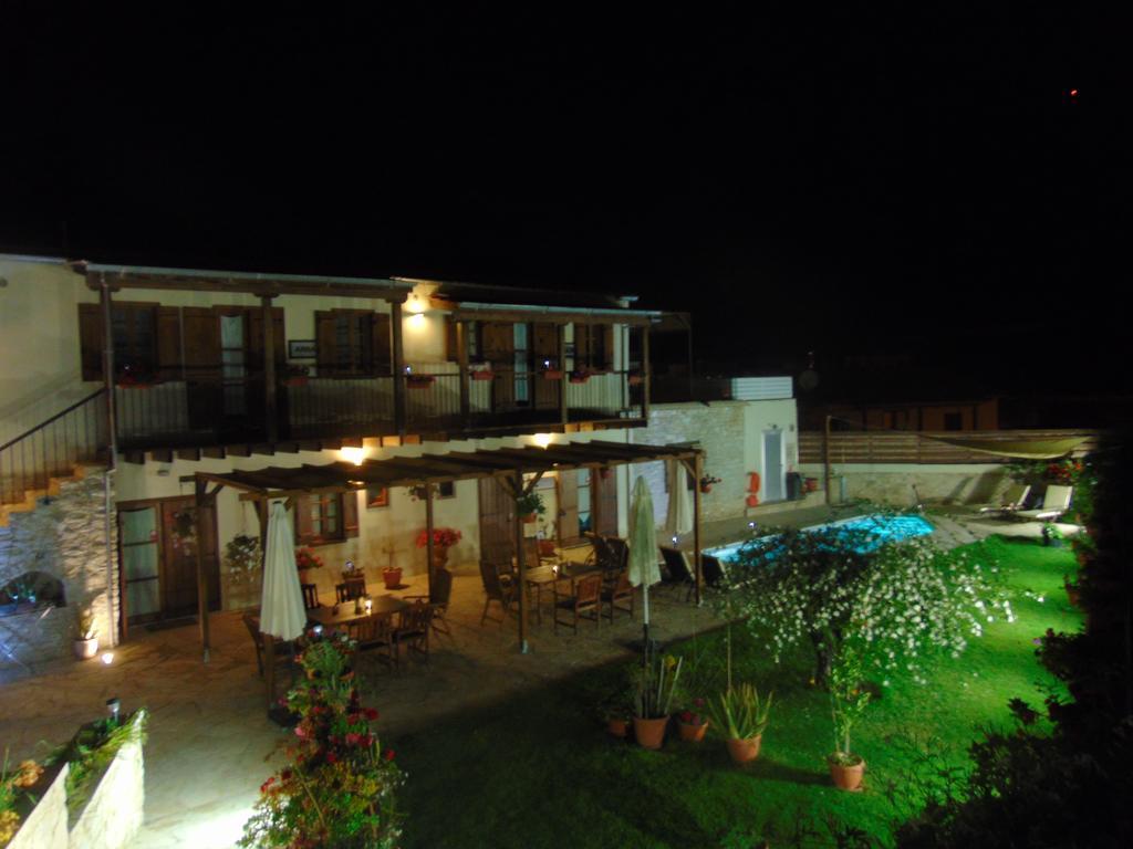 Charalambos Holiday Cottage Калавасос Екстериор снимка