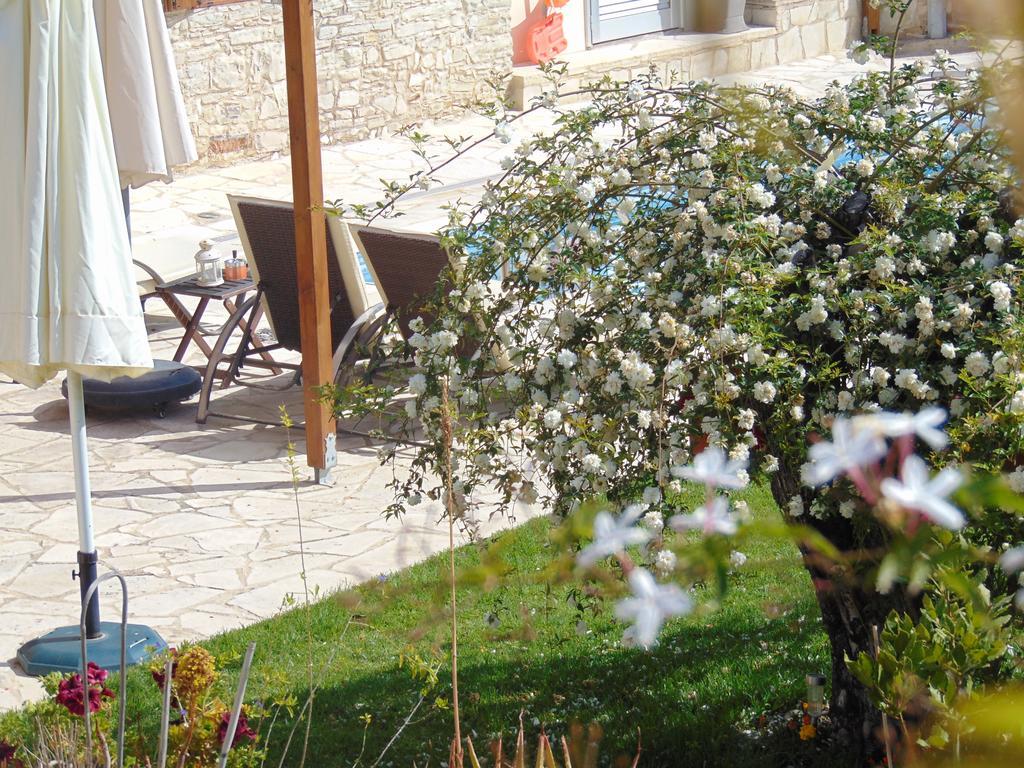 Charalambos Holiday Cottage Калавасос Екстериор снимка