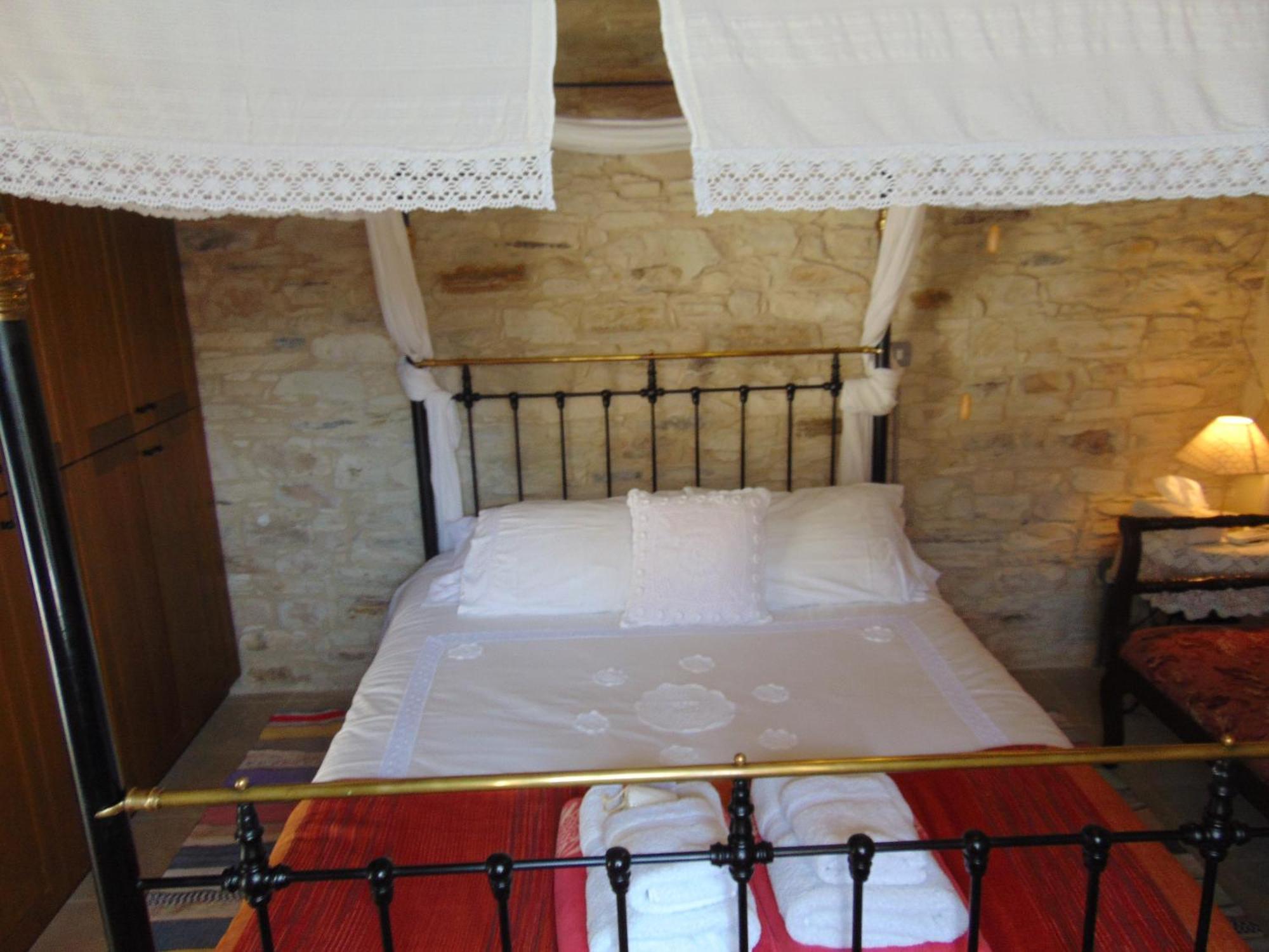 Charalambos Holiday Cottage Калавасос Стая снимка